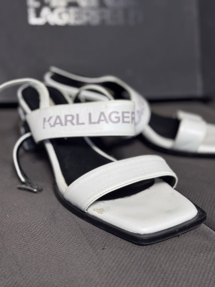 KarL LagerFELD срочно
