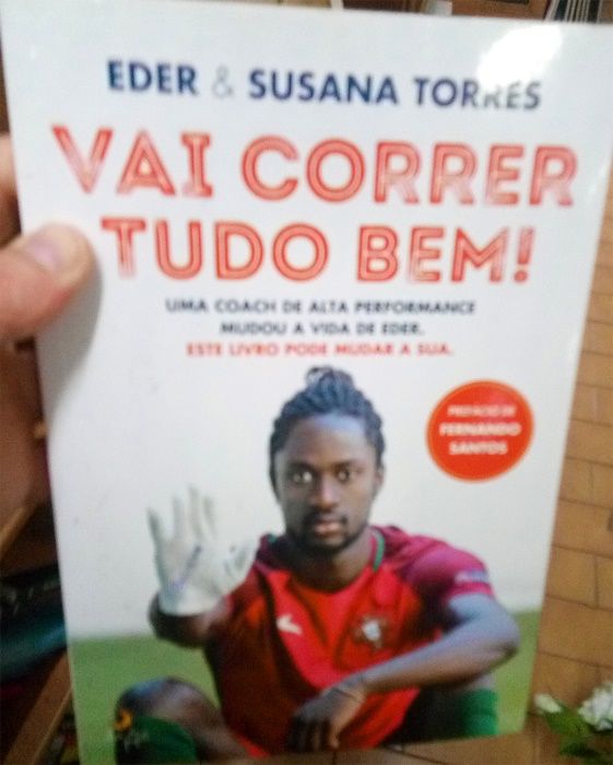 Nascemos Para Ser Felizes (Emanuel) + Vai Correr Tudo Bem! (Éder)