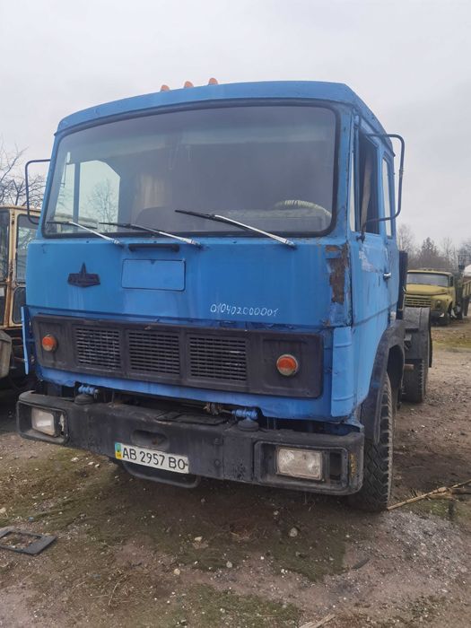 Автомобіль МАЗ 54329