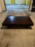 Mesa de apoio de sala