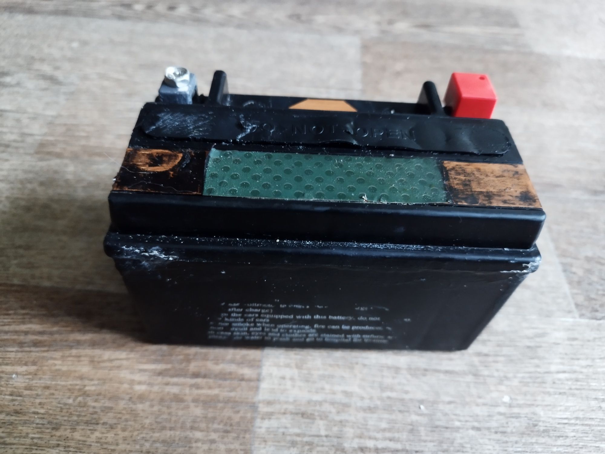 Аккумулятор для мото скутера Gel battery GUYUE YTX7A-BS 12V 7Ah