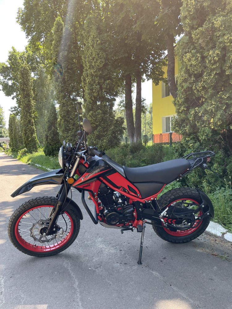 Доставка Бзкоштовна SPARK SP250D-3 TRAKER