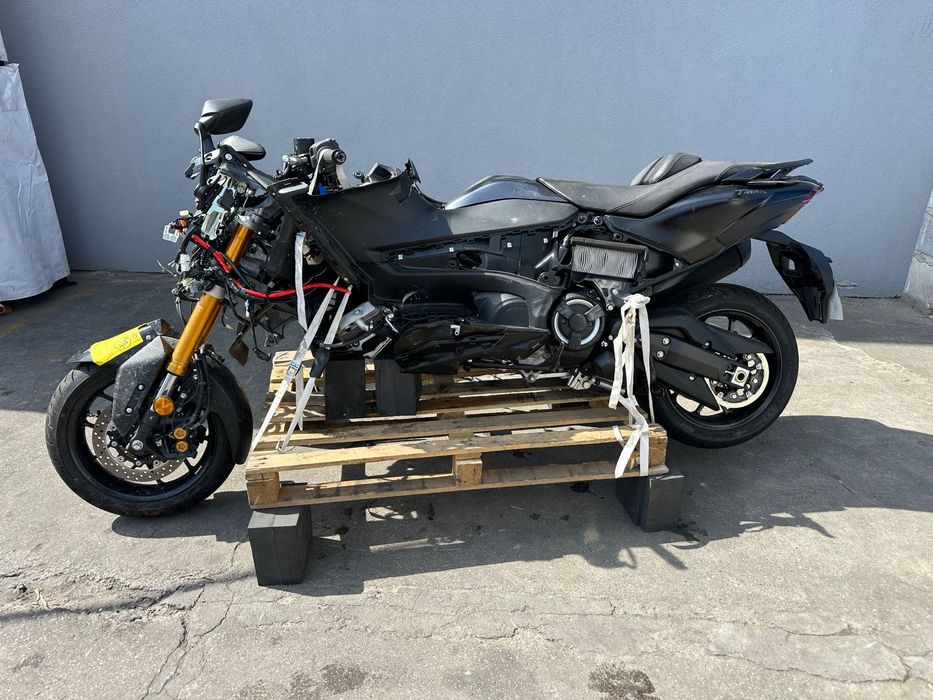 Yamaha Tmax 560 2024R Uszkodzony