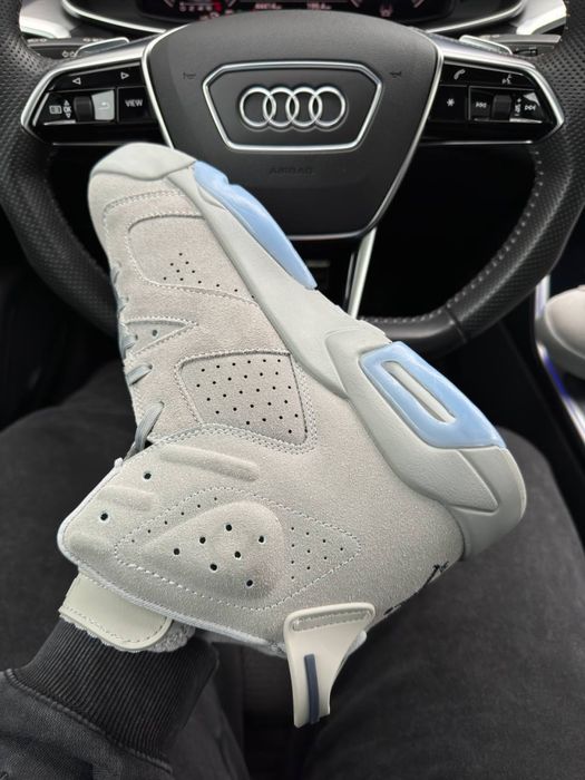 Чоловічі кросівки Nike Air Jordan Retro 6 Gray Sky