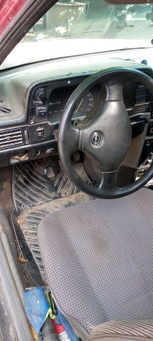 Продам Опель кадєт. Вся інформація за телефоном.