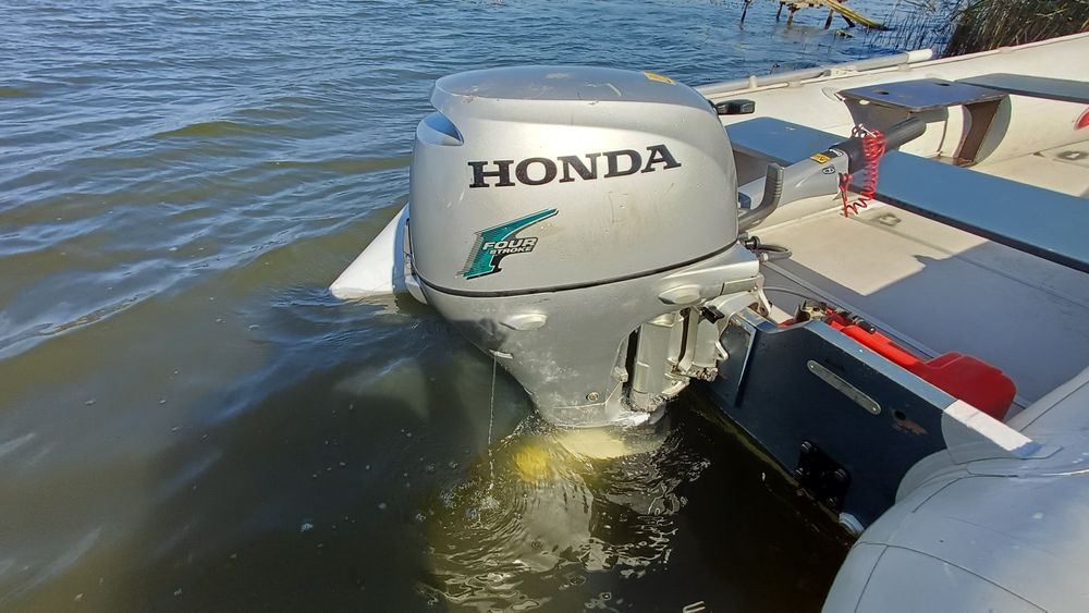 Човен GRAND C360 Двигун HONDA BF15