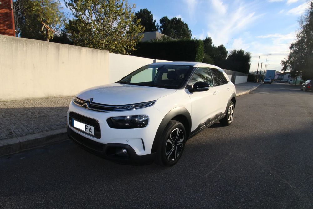 Citroën C4 Cactus BlueHDi 120 Stop&Start EAT6 Shine