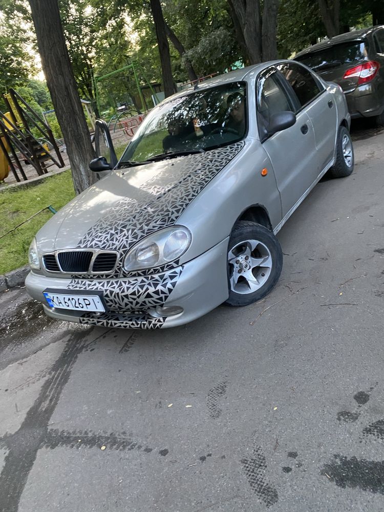 Продам машину на ходу