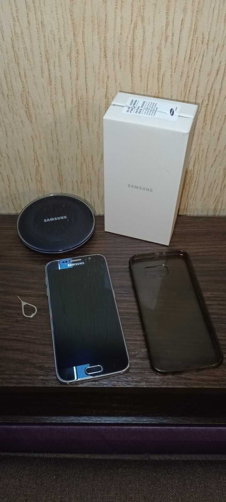 Смартфон Samsung Galaxy S6 DUOS G920FD 32GB + беспроводная зарядка