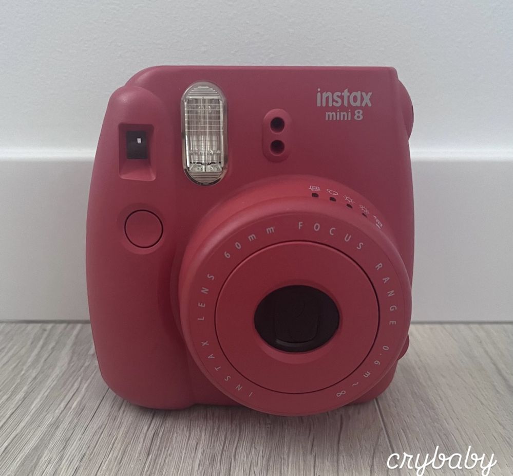 fujifilm instax mini 8.