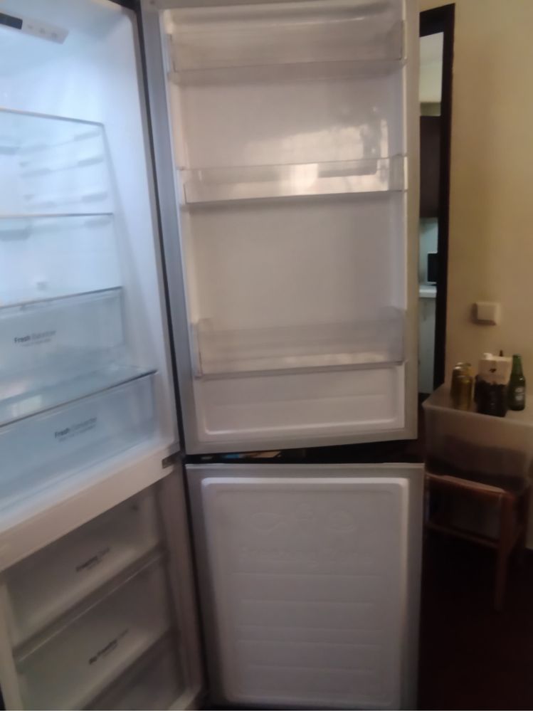 Frigorífico com congelador LG