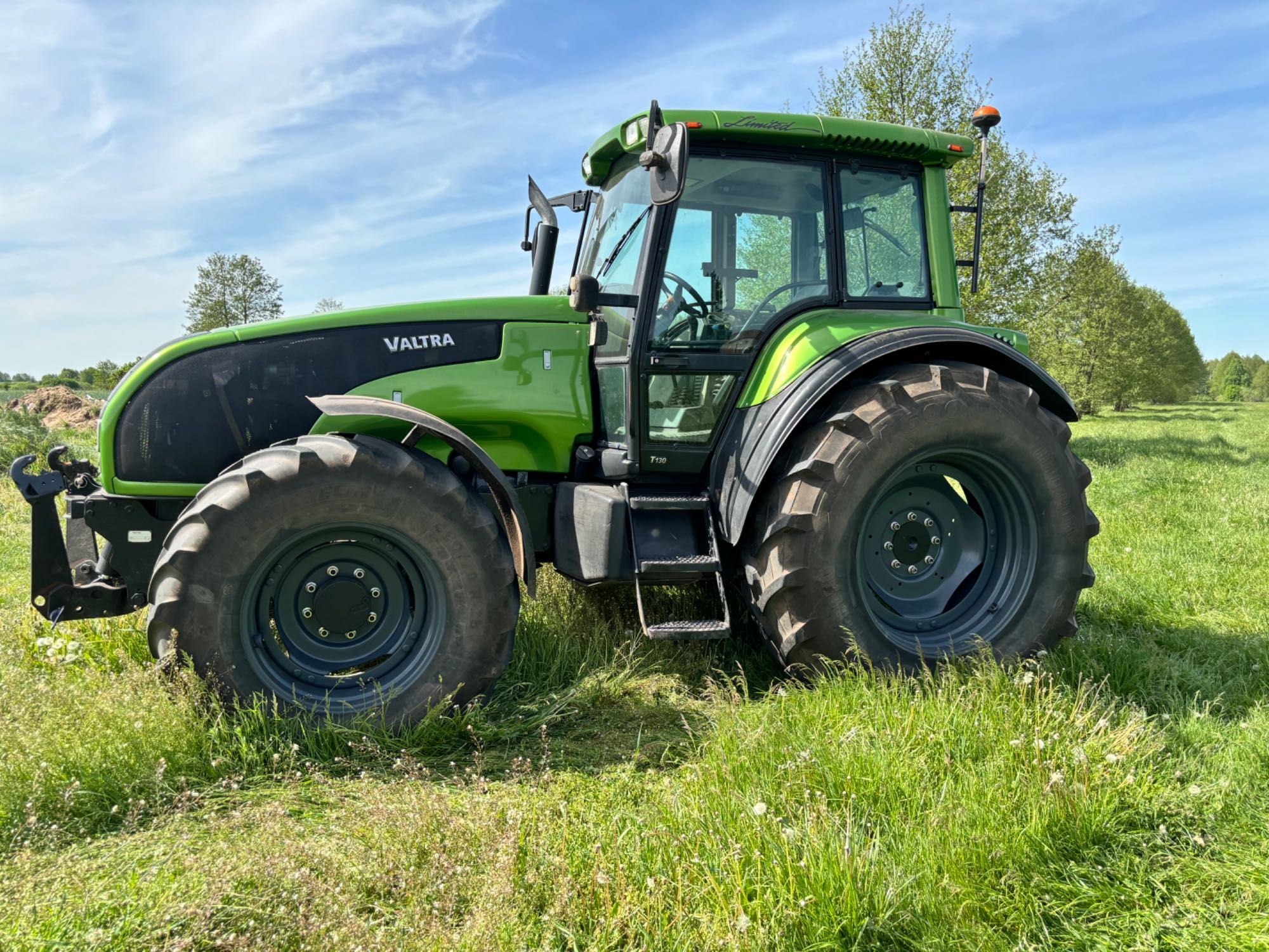 Ciągnik Valtra/Valmet t130