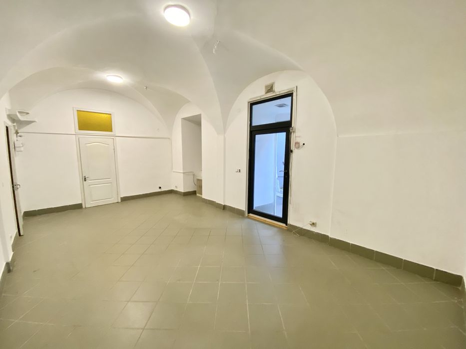 Оренда комерційного приміщення. Вул. Галицька. Ратуша. Центр. Магазин