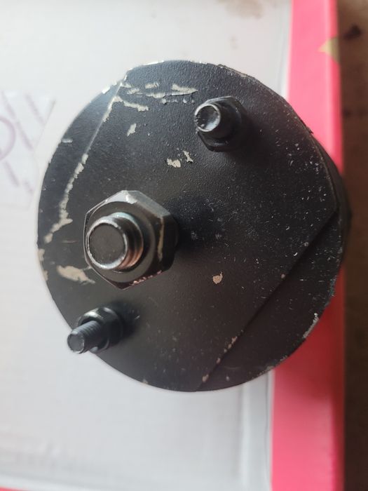 Подушка опори двигуна ВАЗ-2101-07