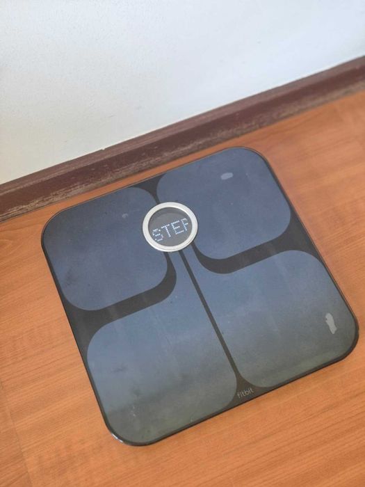 Fitbit Aria Smart Scale64171304619649122