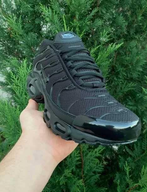 "Buty damskie Trampki"Nike_Air_Max_TN_Plus_czarny R.42