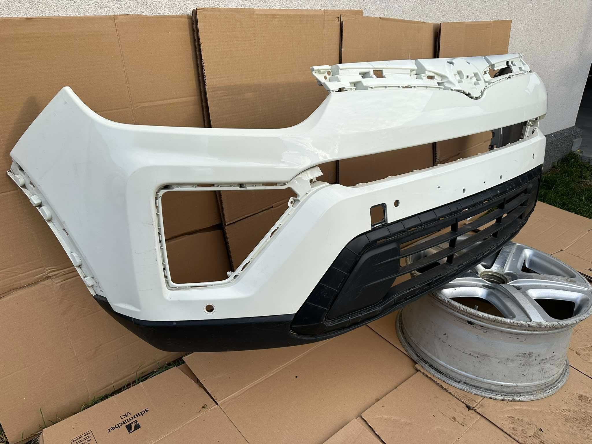 Ssangyong Tivoli lift zderzak przedni/przód