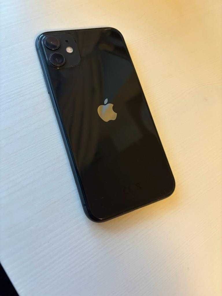 Iphone 11 64 GB Black - stan idealny