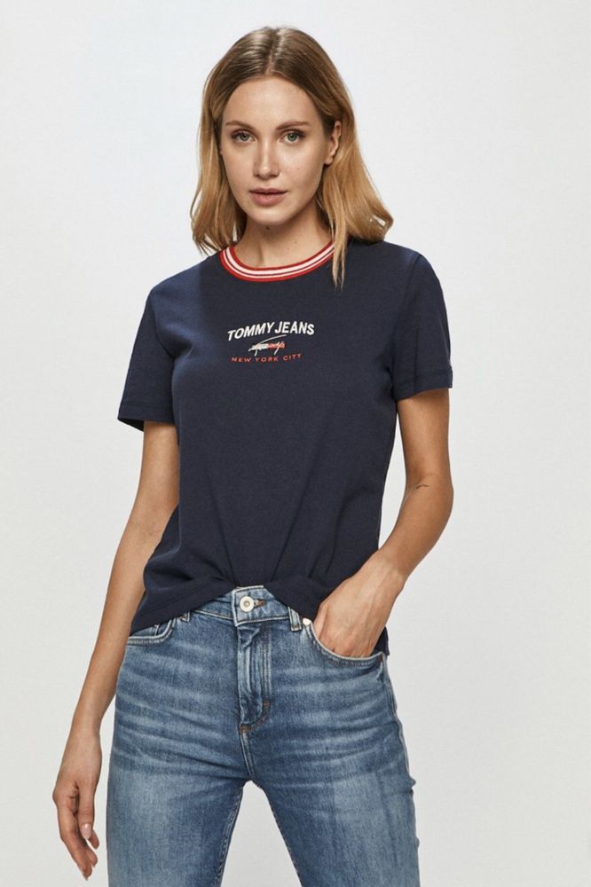 Футболка Tommy Jeans