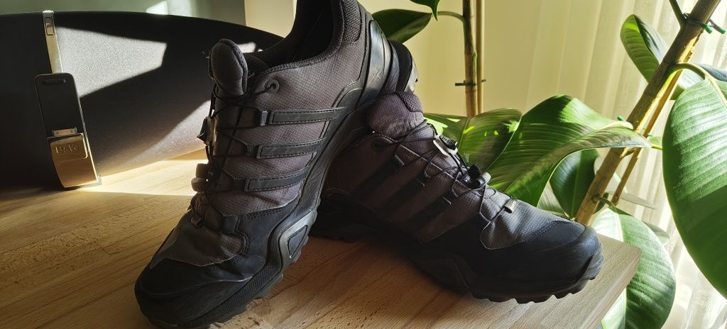 Tenis Adidas Terrex GORE-TEX