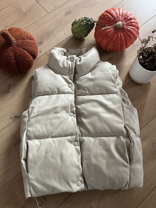 Beżowa kamizelka ciepła