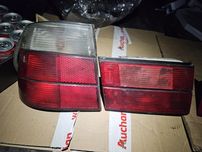 BMW  5 E34 Sedan Lift  FL Hella Lampy Tył Tylne Oryginalne Wkłady Kplt