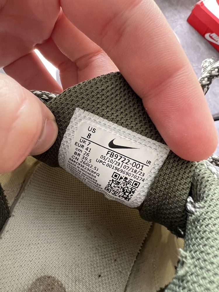 Кросівки чоловічі Nike Air Max Plus TN Light Bone Olive 41р