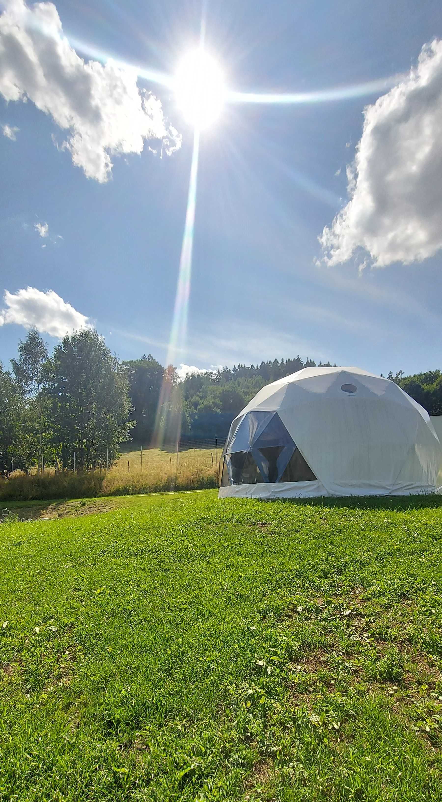 Nowo powstający Glamping Bobrowniczki w Kotlinie Kłodzkiej