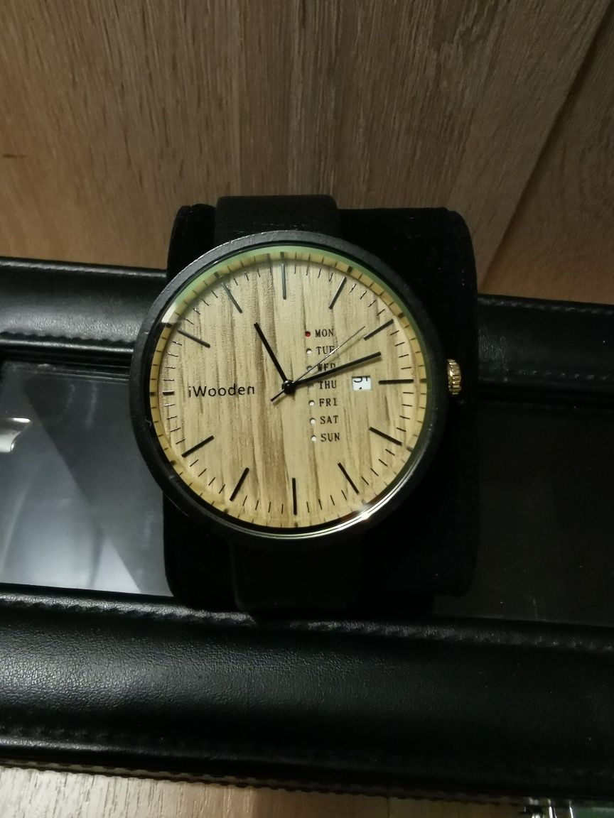 Drewniany zegarek Iwooden, jak nowy