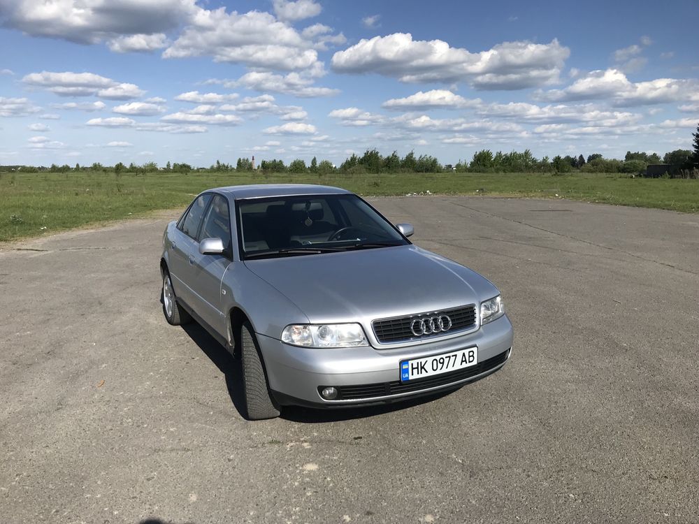 Продам AUDI A-4 B 5 1,6 бензин