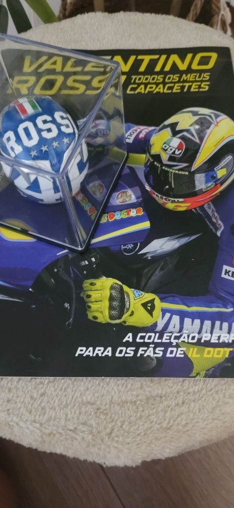 Miniatura Capacete Rossi mugello 2003