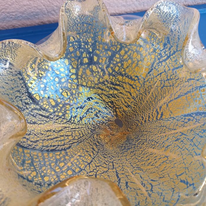 Tigela de vidro Murano vintage cor ouro