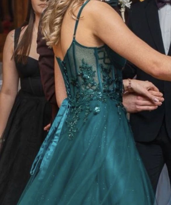 Sukienka studniówkowa księżniczka