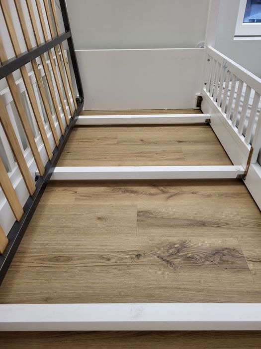 Cama Montessori madeira sólida lacada