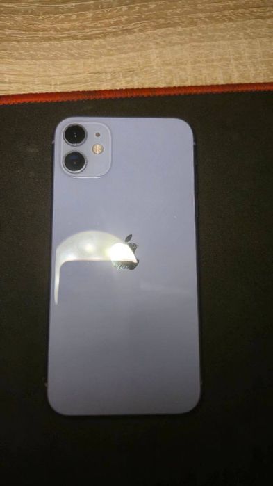 Смартфон Apple IPhone 11