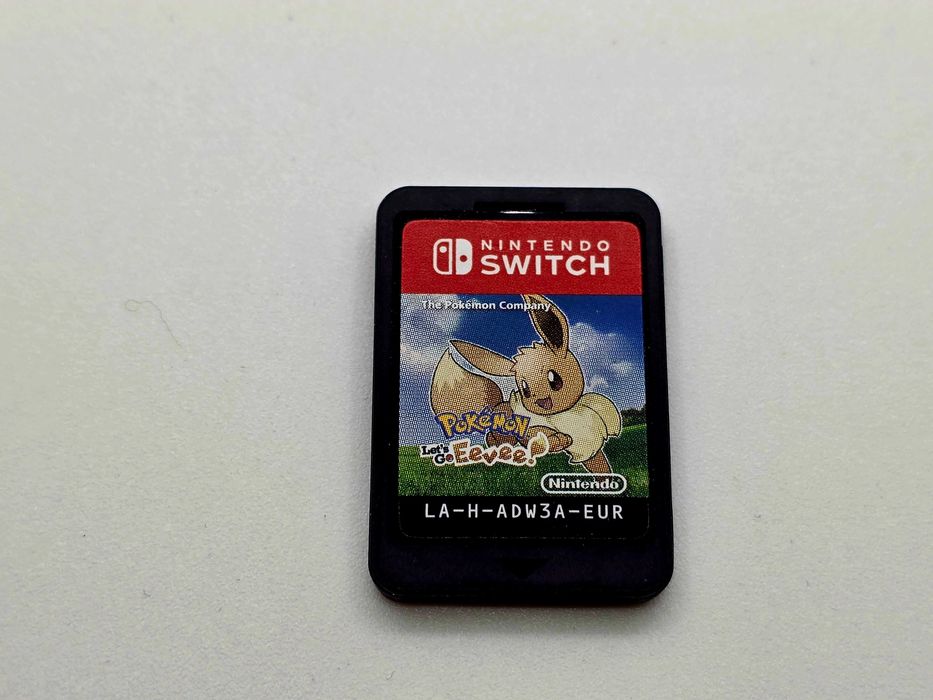 Pokemon Lets Go Eevee - Nintendo Switch