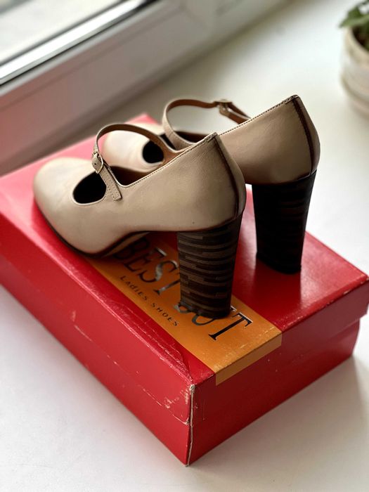 Шкіряні туфлі, розмір 39