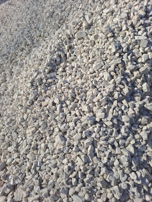 Kamień Grys biały dolomit ozdobny ogrodowy transport mała wywrotka