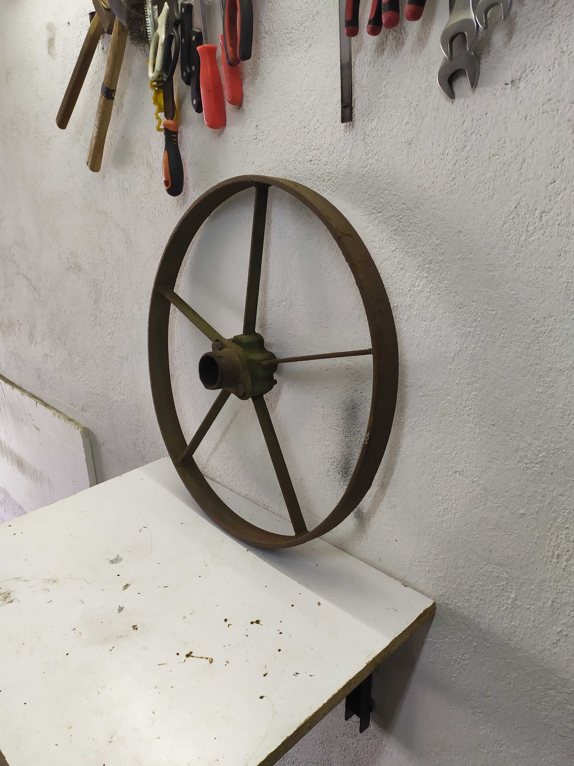 Stare zabytkowe koło metalowe średnica 55 cm