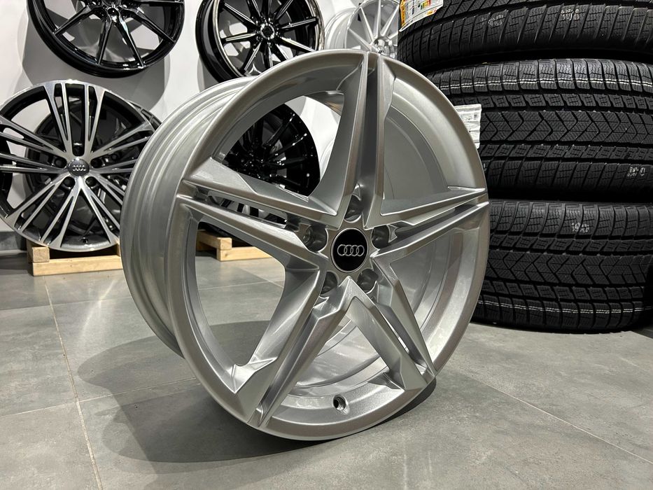 Oryginalne felgi 18 5x112 ET40 Audi A4 B8 B9 A6 C7 C8 Q5 8W0/601025R