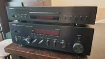 Amplituner YAMAHA R-N803D + odtwarzacz cd  YAMAHA CD-S300