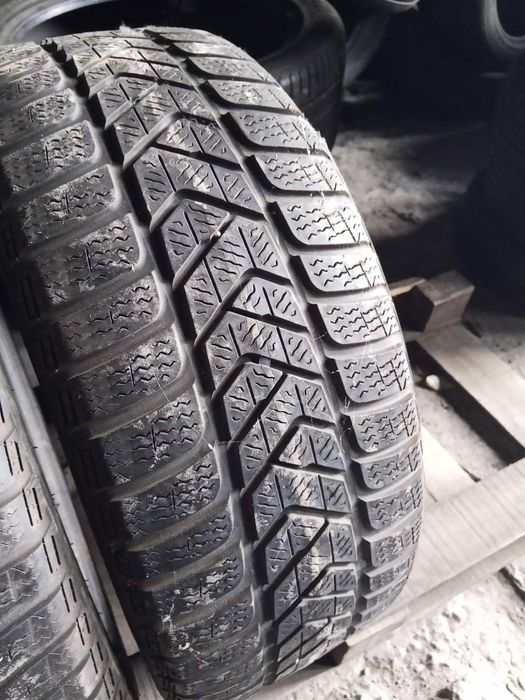 205.50.17 Pirelli 2шт зима шини гума склад Харків Шиномантаж бу бв