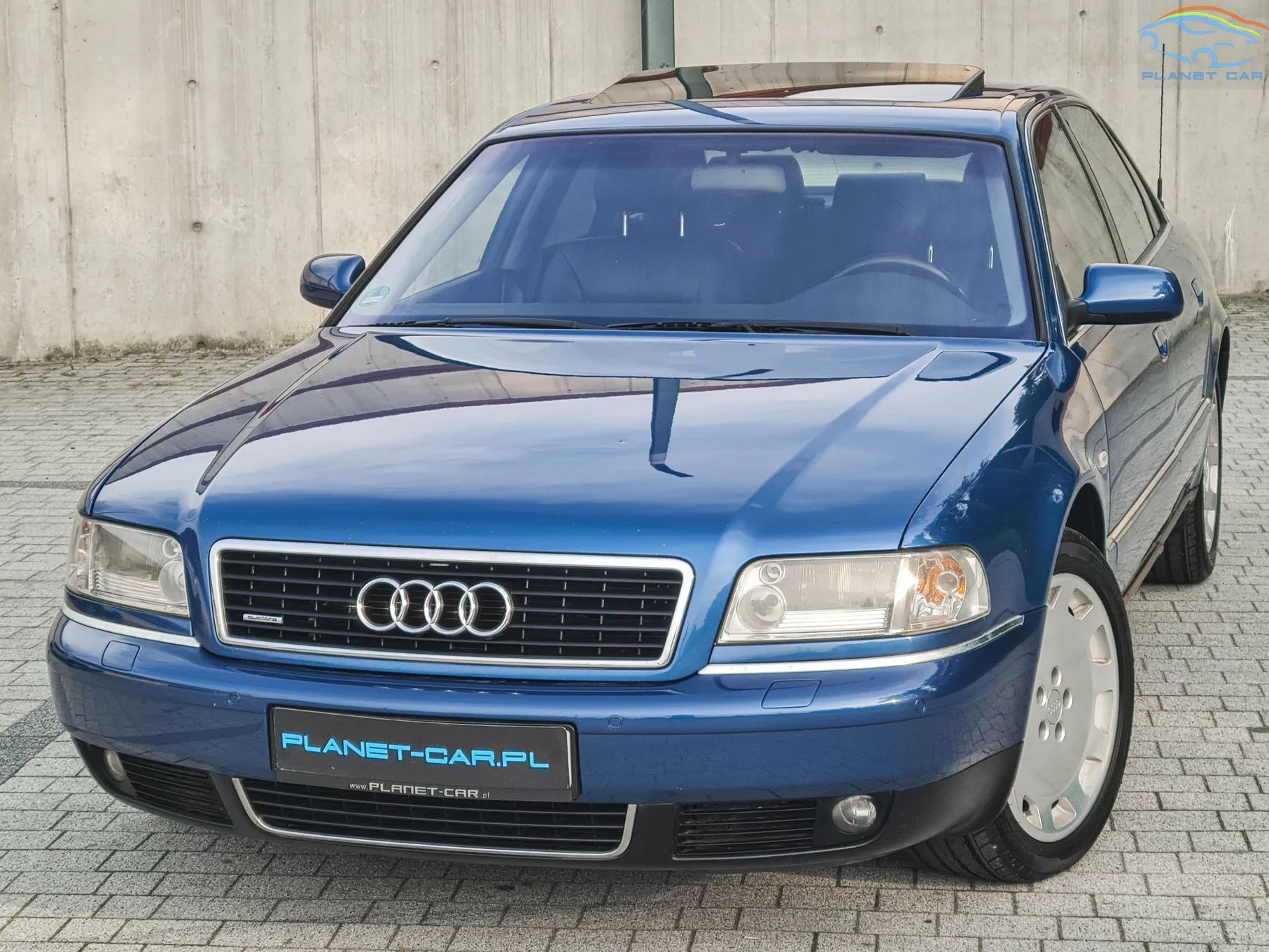 Audi A8 2000 Audi A8 D2 Sedan V8 3.3 TDI 225KM Quattro