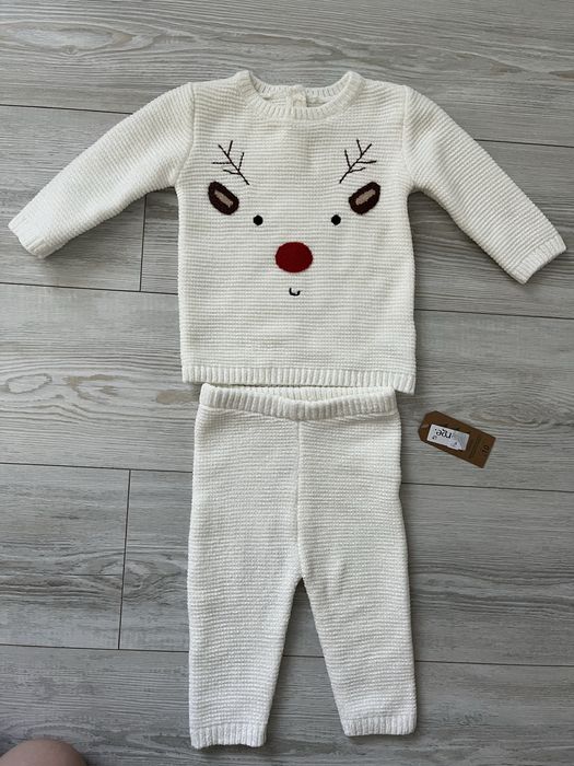 Костюм вʼязаний плюшевий George , 6-9 місяців , стан ідеальний