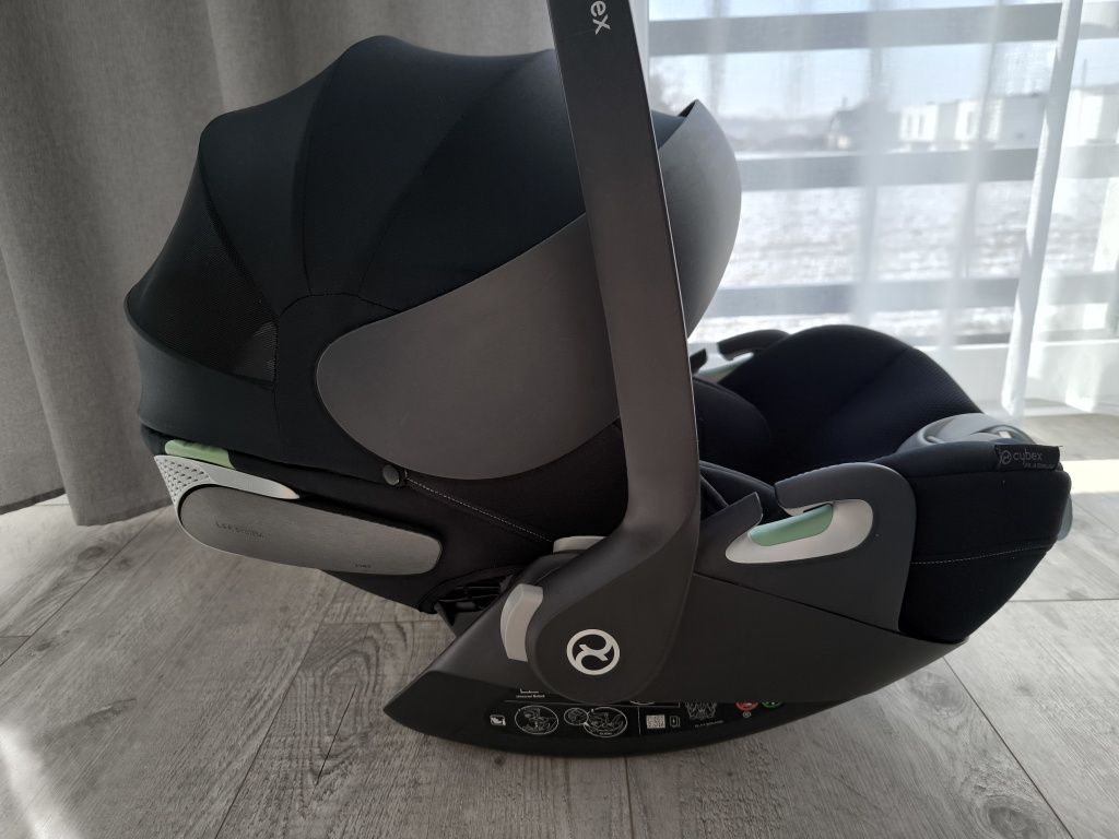 Fotelik cybex cloud T i-size gwarancja+adaptery +otulacz muślinowy
