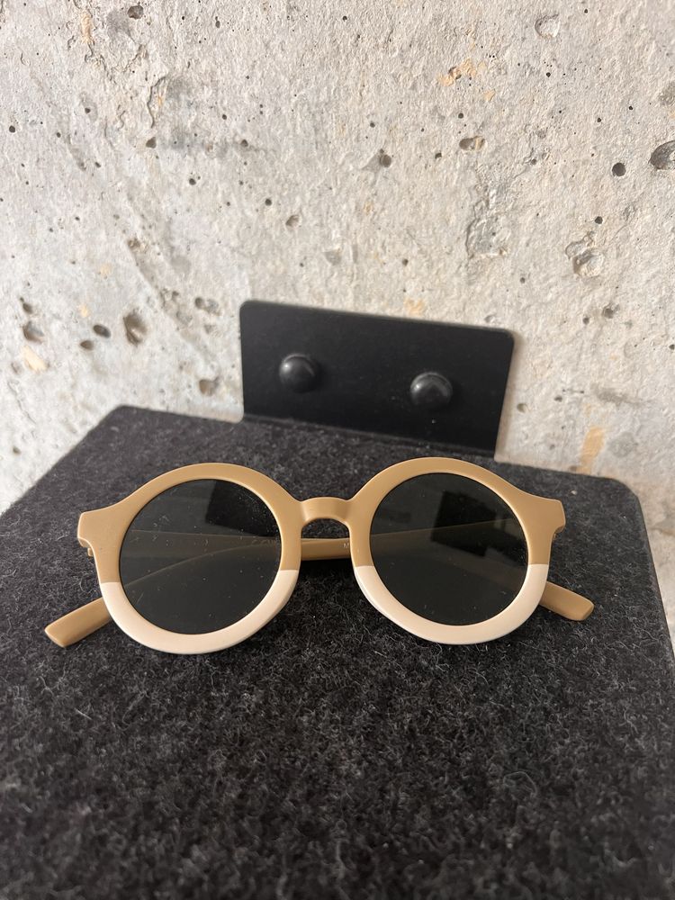 Nowe okulary przeciwsłoneczne dla chłopca Zara
