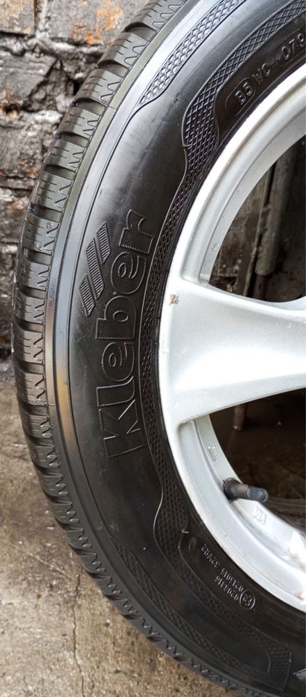 Диски БМВ з гумою 205/60/16. Колеса r16 з резиною. Колеса для БМВ 16
