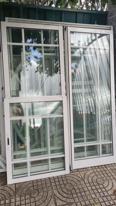 Janelas de alumínio l