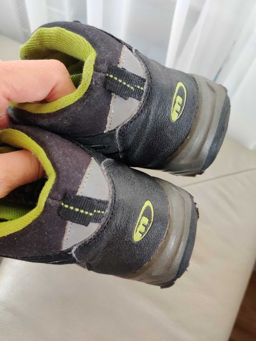 Buty jesienno-zimowe/32/21 cm/na rzepy/górskie/kozaki/trekkingowe