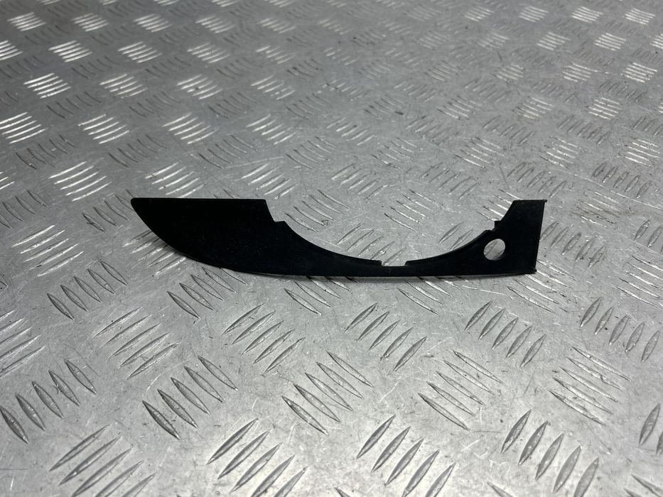 Решетка переднего бампера правая 8E0807490 для Audi A4 B7 2004-2007